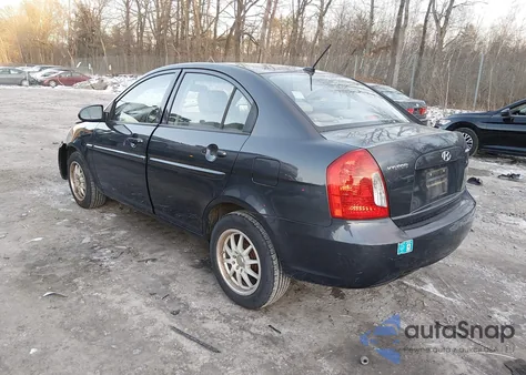2009 Hyundai Accent Gls z USA, uszkodzony, nr VIN KMHCN46C49U289229